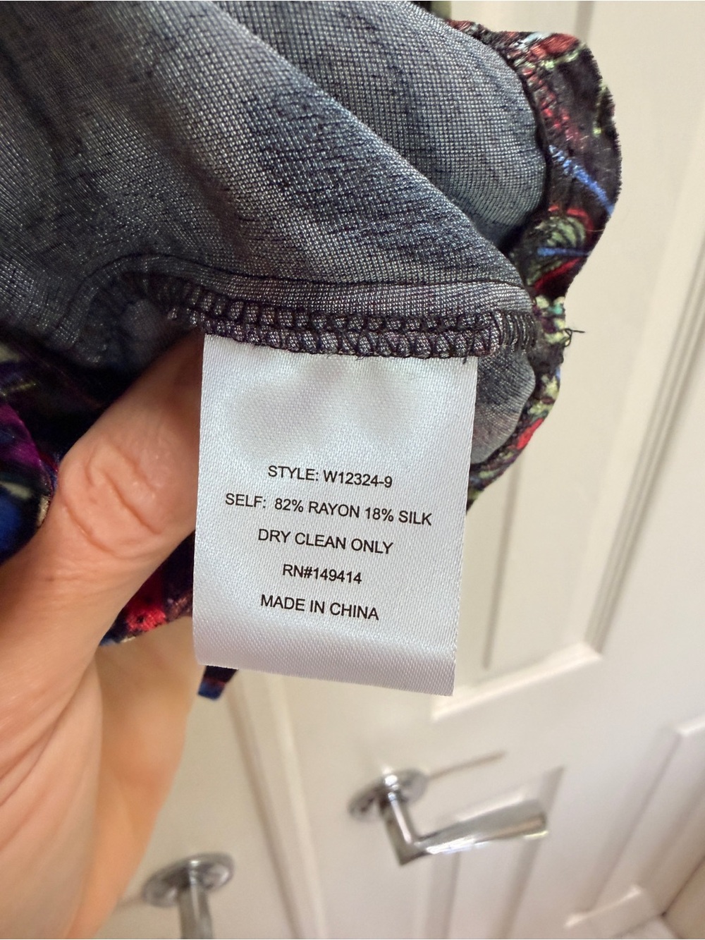 Johnny Was Floral Velvet Silk Cami Top - Black S - Picture 8 of 9
